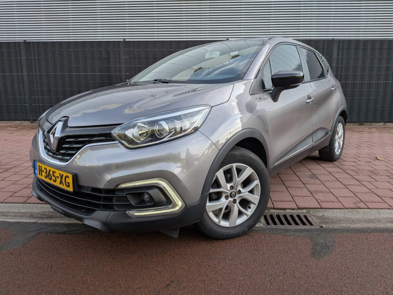 Renault Captur - 0.9 TCe Limited 0.9 TCe Limited - AutoWereld.nl