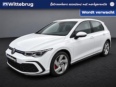 Volkswagen Golf - 1.4 eHybrid GTE / Navigatie / App connect / Parkeersensoren V+A / Stoel+stuur verwarming /
