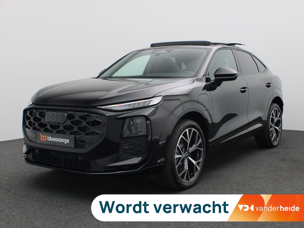 Audi Q3 Sportback - 1.5 200kW e-hybrid S edition 272PK S-Tronic Panoramadak, Trekhaak, Achteruitrijcamera, Sto - AutoWereld.nl