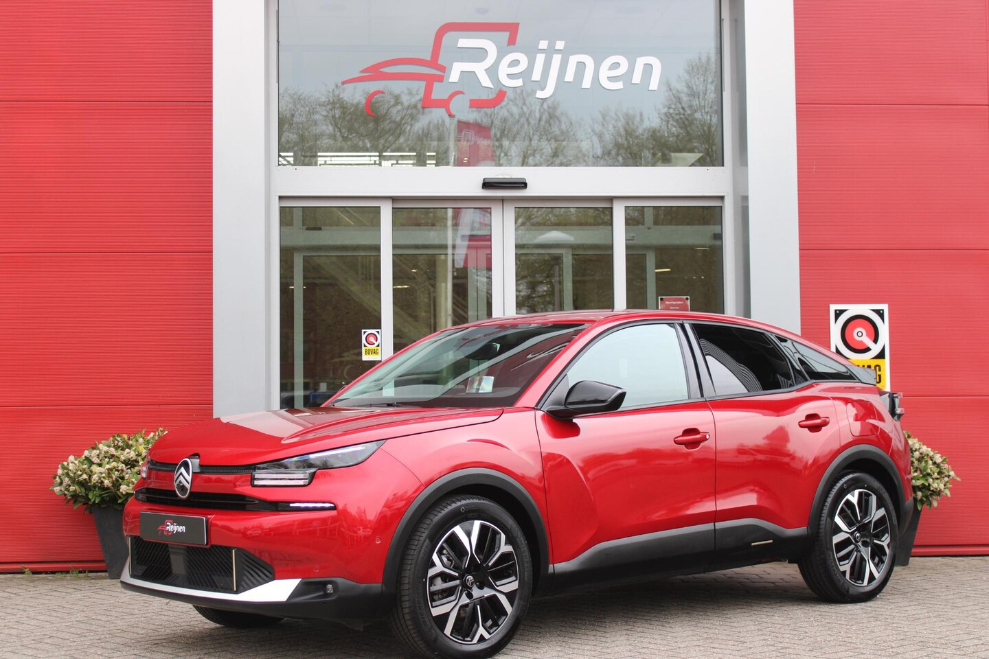 Citroën C4 - C4 1.2 HYbrid 145PK MAX | HEAD UP DISPLAY | CAMERA VOOR + ACHTER | NAVIGATIE | DRAADLOZE T - AutoWereld.nl