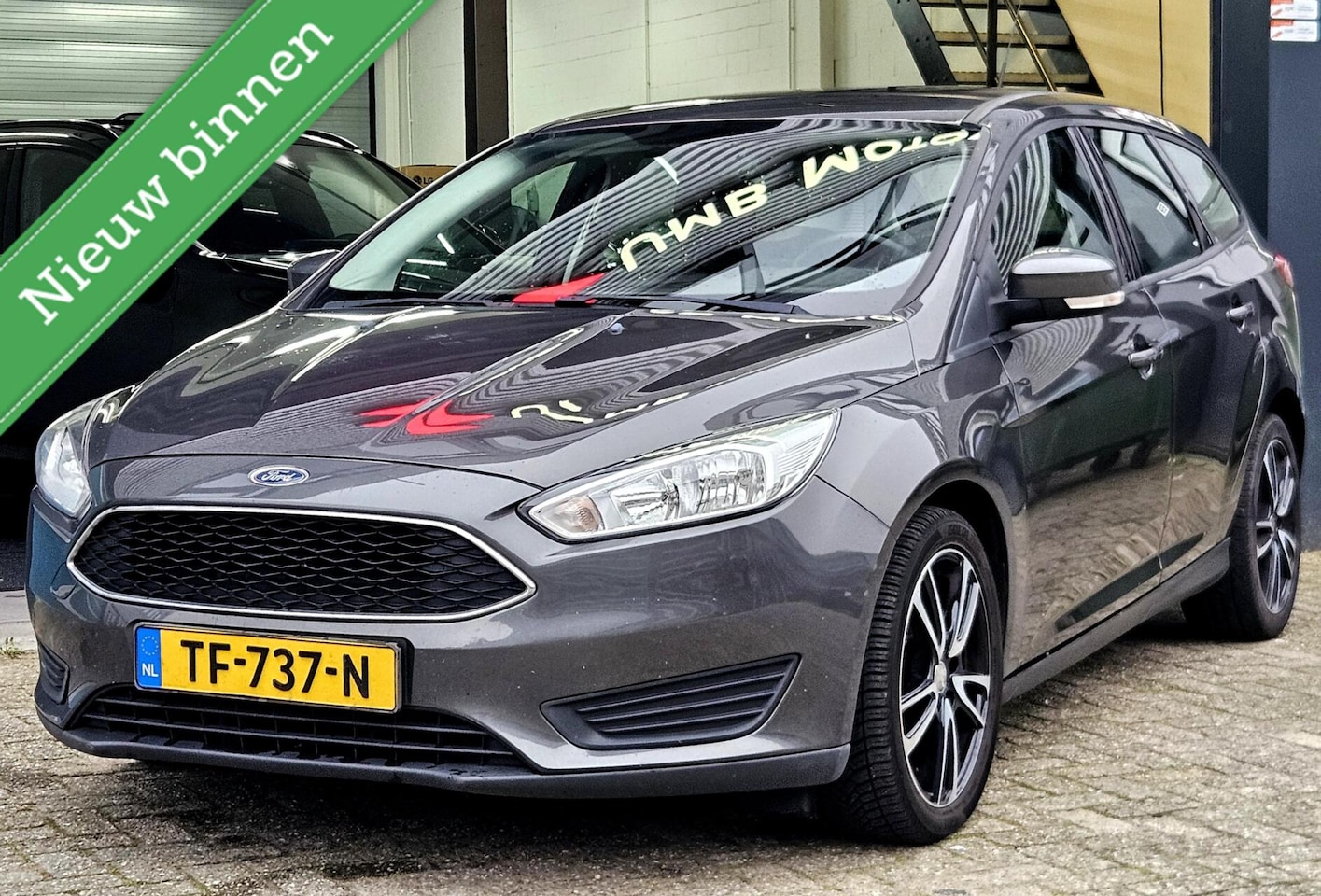 Ford Focus Wagon - 1.0 Lease Edition Nieuwe Apk Rijdt Perfect - AutoWereld.nl