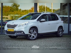 Peugeot 2008 - 1.6 VTi Féline / Panoramadak / Trekhaak