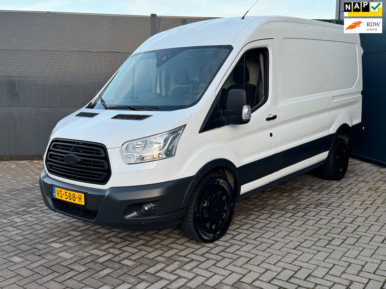 Ford Transit - 350 2.2 TDCI L2H2 / Airco / Nap - AutoWereld.nl