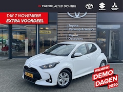 Toyota Yaris - 1.5 Hyrid 115 Active | 3500 euro demo korting