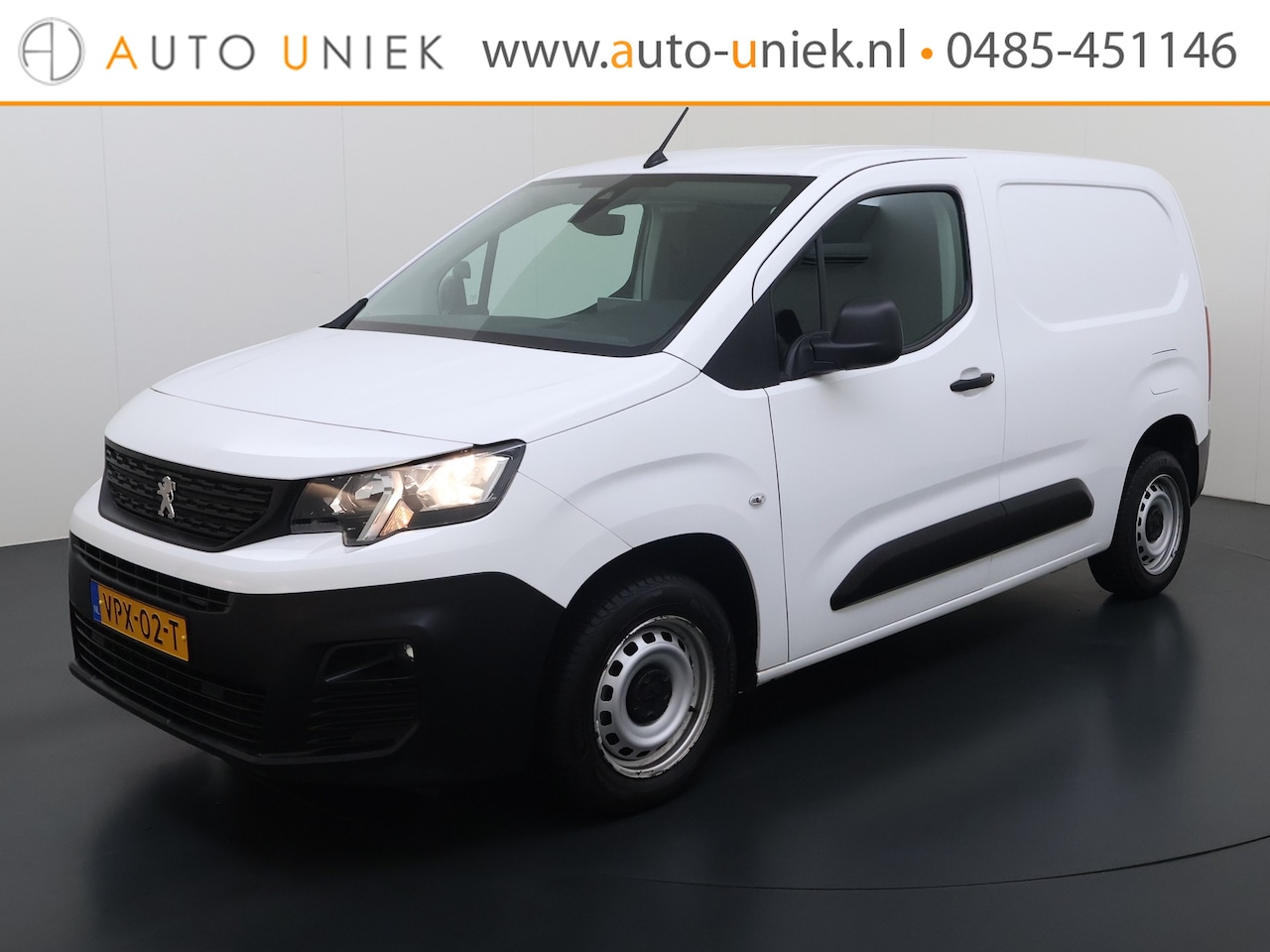 Peugeot Partner - 1.2 PureTech BENZINE Premium Airco, Cruise Control, EX Lease - AutoWereld.nl