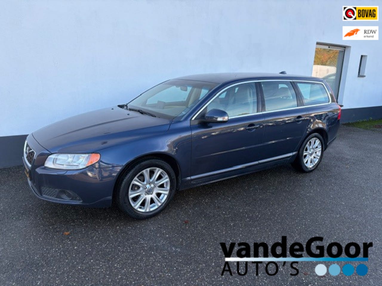 Volvo V70 - 2.0T Momentum 2.0T Momentum, '11, 100% onderhouden, keurige staat ! - AutoWereld.nl