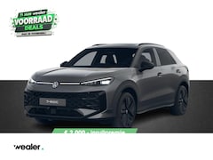 Volkswagen T-Roc - R-Line Edition 1.5 Hybrid 125 kW / 170 PK automaat | Black Style pakket | Panoramadak | Tr