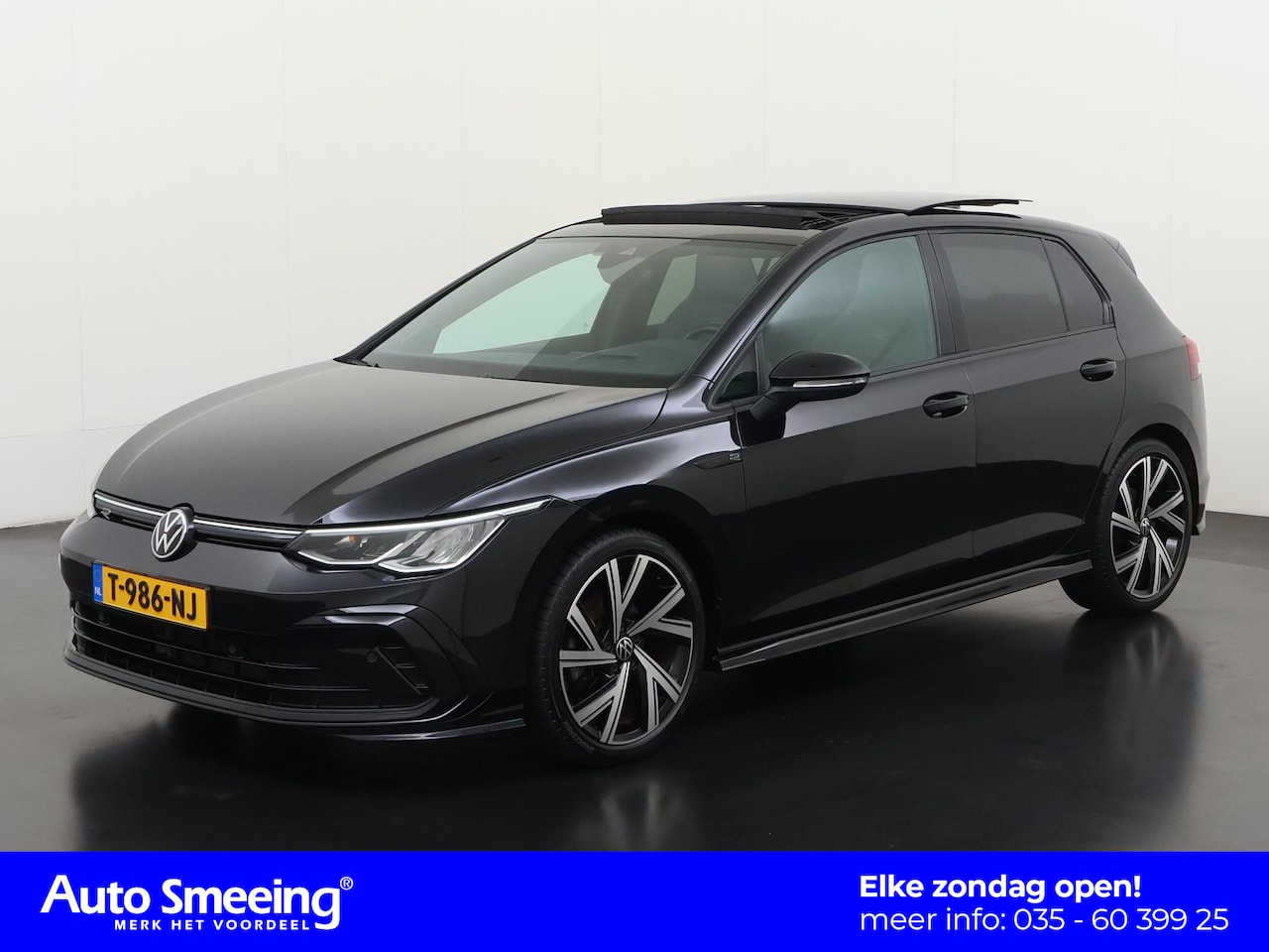 Volkswagen Golf - 1.5 eTSI R-Line DSG | Schuifdak | Trekhaak | Zondag Open! - AutoWereld.nl