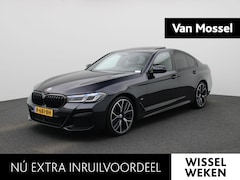 BMW 5-serie - 520i Business Edition Plus | Automaat | Panoramadak | Apple Carplay / Android Auto | Stoel