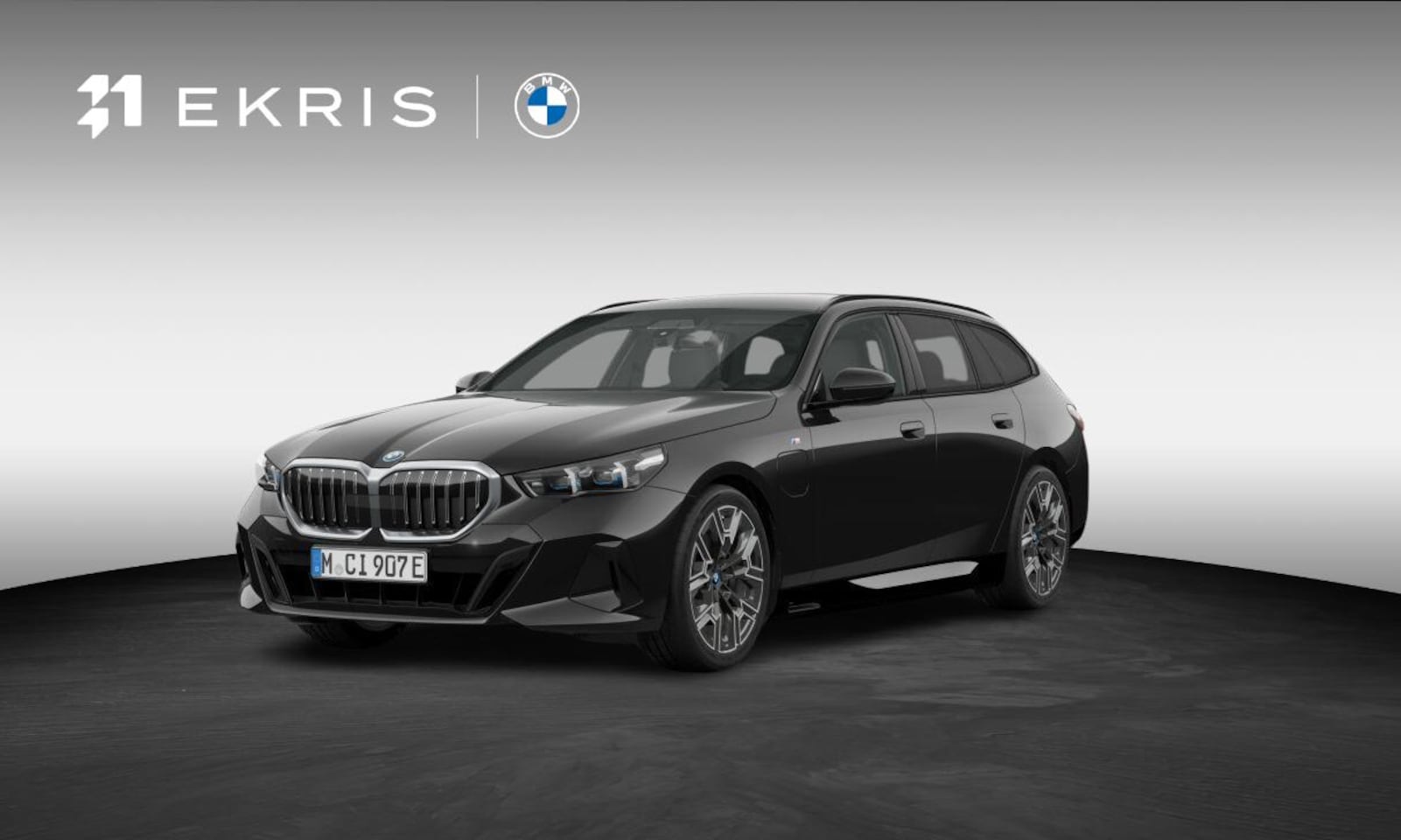 BMW 5-serie Touring - 530e M Sportpakket | Driving Assistant Plus | Elektr. Trekhaak - AutoWereld.nl