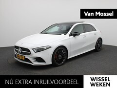 Mercedes-Benz A-klasse - 180 Premium Plus | Automaat | Schuifdak | LED Koplampen | Sfeerverlichting | Getint Glas |