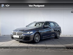 BMW 5-serie Touring - 520i High Executive M-Sport 18 Inch / Comfort Acces / Electrische Zwenkhaak / Stoelverwarm