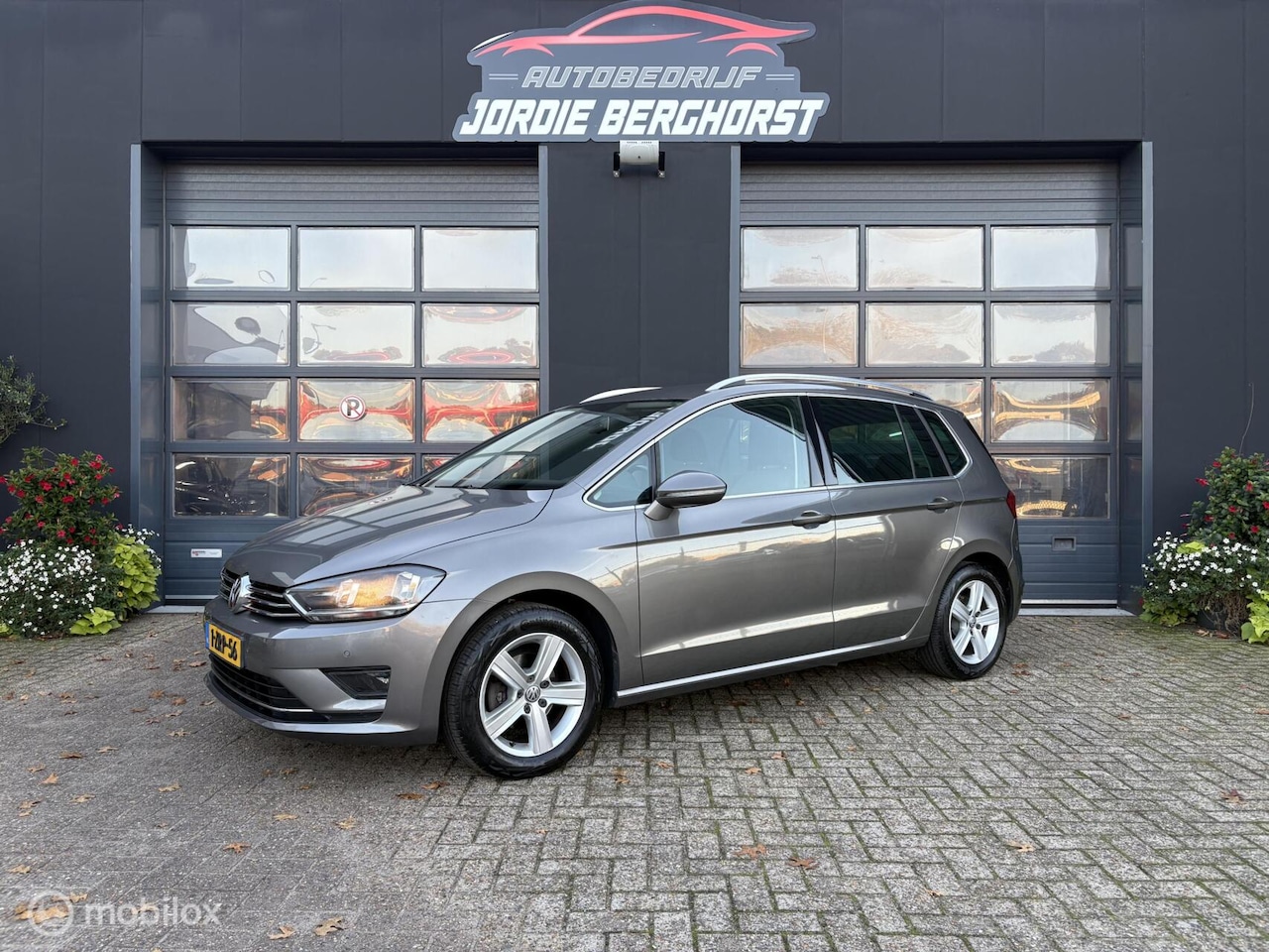 Volkswagen Golf Sportsvan - 1.2 TSI Highline Automaat - AutoWereld.nl