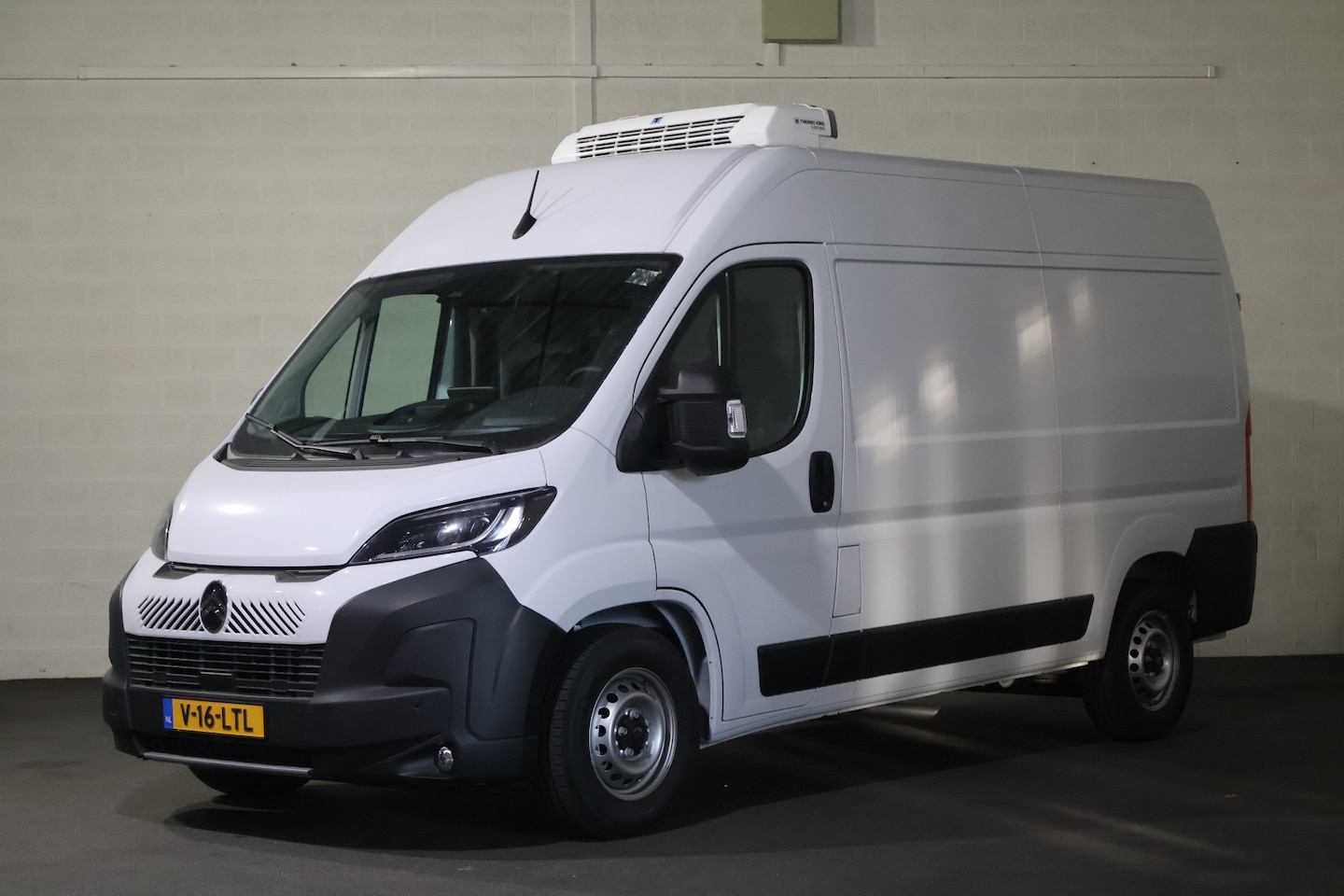 Citroën Jumper - 2.2 BlueHDi L2 H2 Automaat Koelwagen -20 Graden (in productie) - AutoWereld.nl
