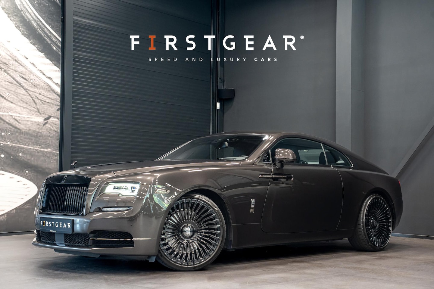 Rolls-Royce Wraith - 6.6 V12 *Bespoke Audio / Starlight hemelbekleding / Night-vision / HUD / Surround-View / K - AutoWereld.nl