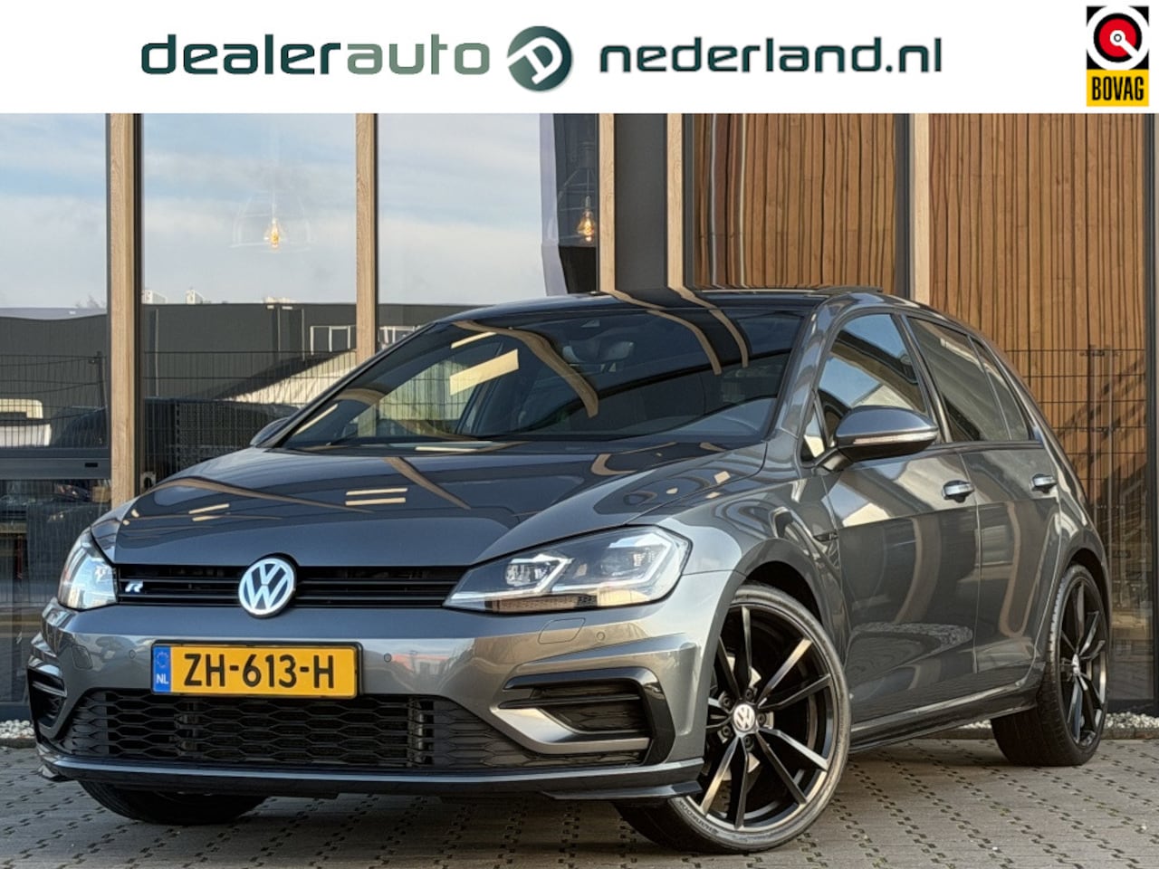 Volkswagen Golf - 1.5 TSI HL Bns R-line | Panorama-dak | Cruise | Camera | - AutoWereld.nl