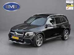 Mercedes-Benz GLB - AMG styling 7 persoons, panoramadak, electr bedienbare trekhaak, VOL OPTIES, 1e eigenaar,