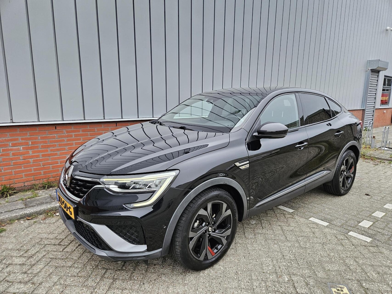 Renault Arkana - 1.3 TCe 140 Camera Carplay Leder - AutoWereld.nl