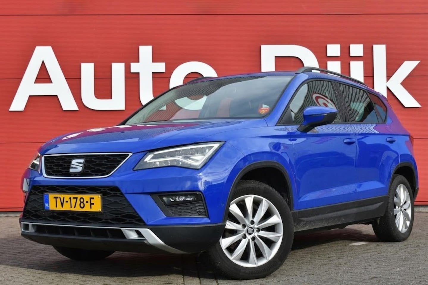 SEAT Ateca - 1.0 EcoTSI Style Business Intense Full-LED | Carplay | Trekhaak | DAB | Navi | Clima | Cru - AutoWereld.nl