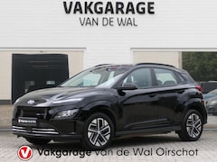 Hyundai Kona Electric - EV Comfort 39 kWh | SOH 96.8% | 3-Fase | Apple-/Android Carplay | Achteruitrijcamera | Dig