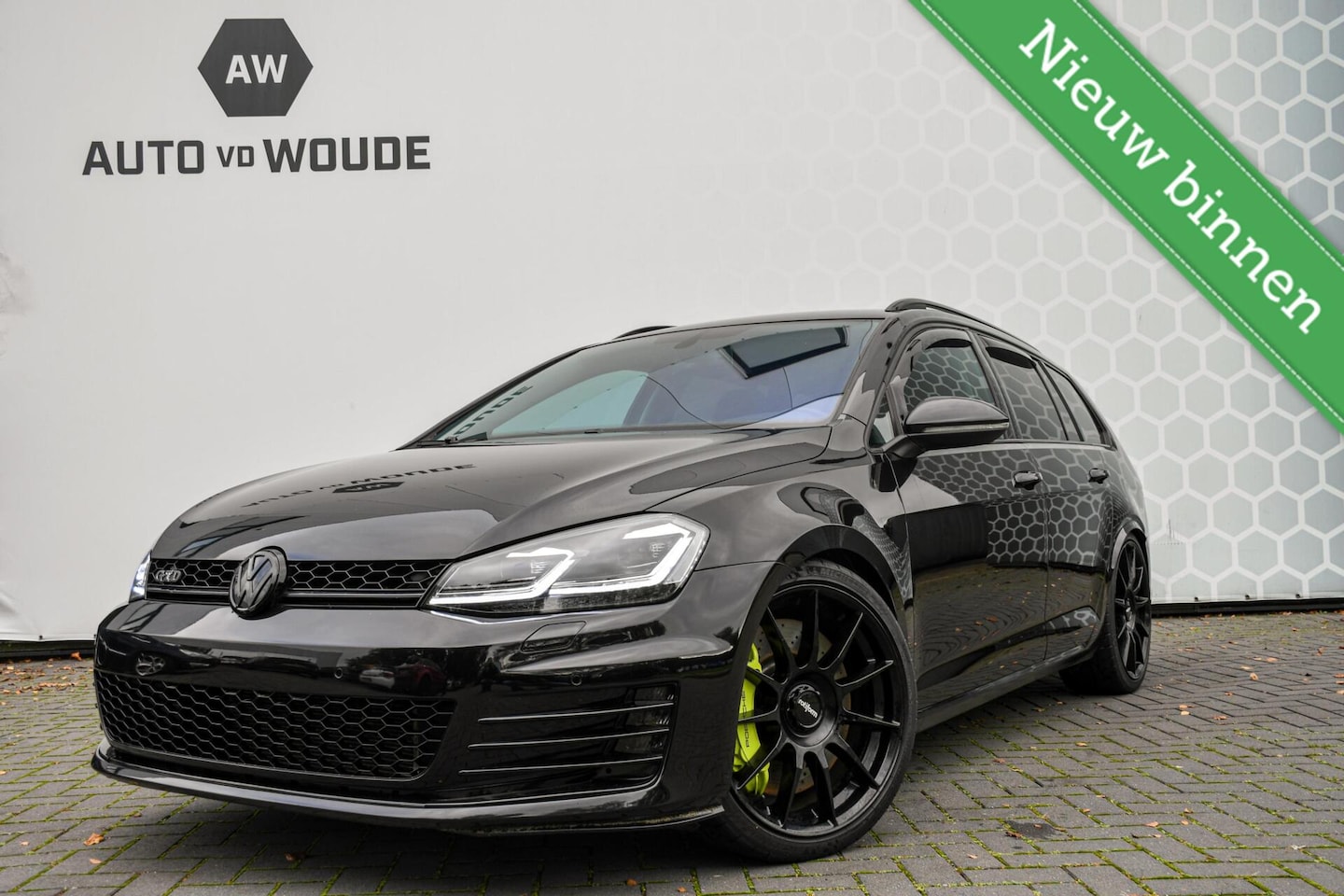 Volkswagen Golf Variant - 1.6 TDI Highline 1.6 TDI Highline - AutoWereld.nl