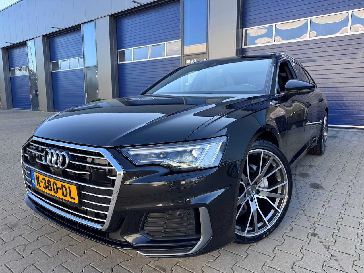 Audi A6 Avant - 40 TDI quattro |3x Sline|Panoramadak|BTW|21Inch|bom volle auto!! - AutoWereld.nl