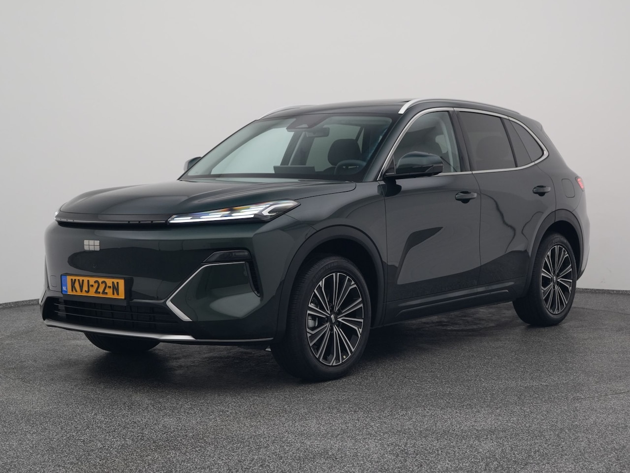 Geely Starray EM-i - NEW | 1.5 Max+ | 18x BESCHIKBAAR | 136 KM ELEKTRISCH | PANO | HUD | ADAPTIVE | STOEL- EN S - AutoWereld.nl