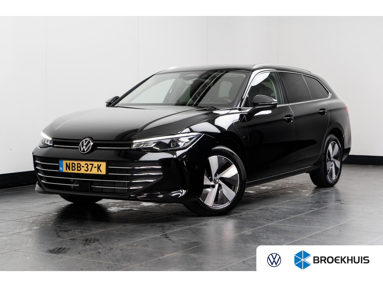 Volkswagen Passat Variant - 1.5 eHybrid 204PK DSG-6 Business | TREKHAAK | NAVIGATIE | HUD | STOEL + STUURVERW. | CAMER - AutoWereld.nl