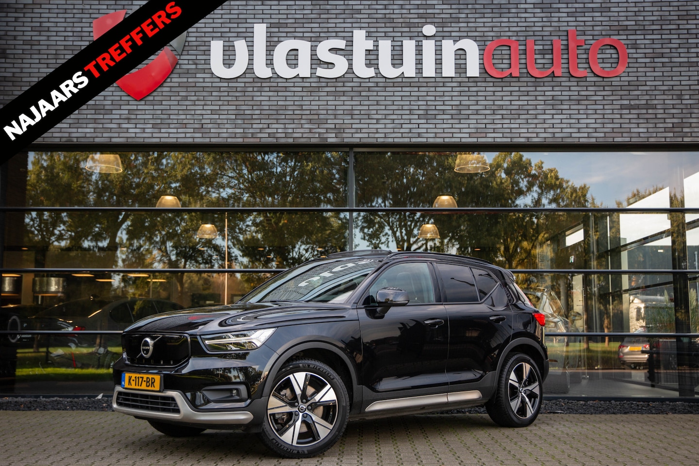 Volvo XC40 - Recharge P8 AWD R-Design Recharge P8 AWD R-Design , SOH 92%, Harman/Kardon, Apple Carplay, Adap. cruise, 360-graden - AutoWereld.nl