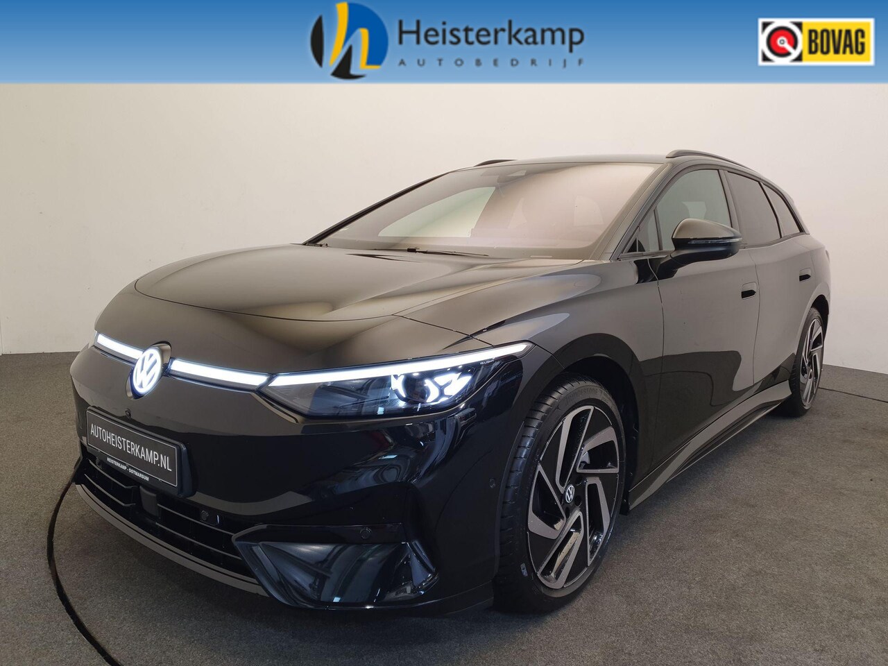 Volkswagen ID.7 Tourer - Pro S 86 kWh 286pk Wegklapbare trekhaak, Warmtepomp, 360 camera - AutoWereld.nl