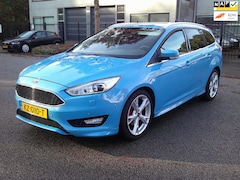 Ford Focus Wagon - 1.0 Titanium ST LINE CAMERA 18 INCH LED
