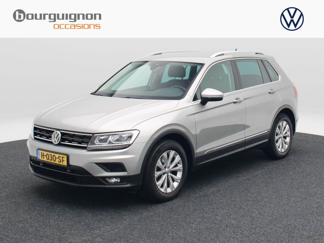 Volkswagen Tiguan - 1.5 TSi 130 Pk Comfortline Business | Adaptive Cruise | Stoelverwarming | Trekhaak | Clima - AutoWereld.nl