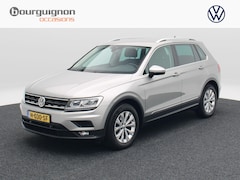 Volkswagen Tiguan - 1.5 TSi 130 Pk Comfortline Business | Adaptive Cruise | Stoelverwarming | Trekhaak | Clima
