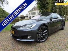 Tesla Model S - 75D Base SOH 87% Autopilot Panoramadak Luchtvering Camera Leder AWD Navi Led Keyless 21 In