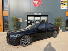 BMW 7-serie - 745e High Executive l full optios 4 wiel sturing l 360 l H&K