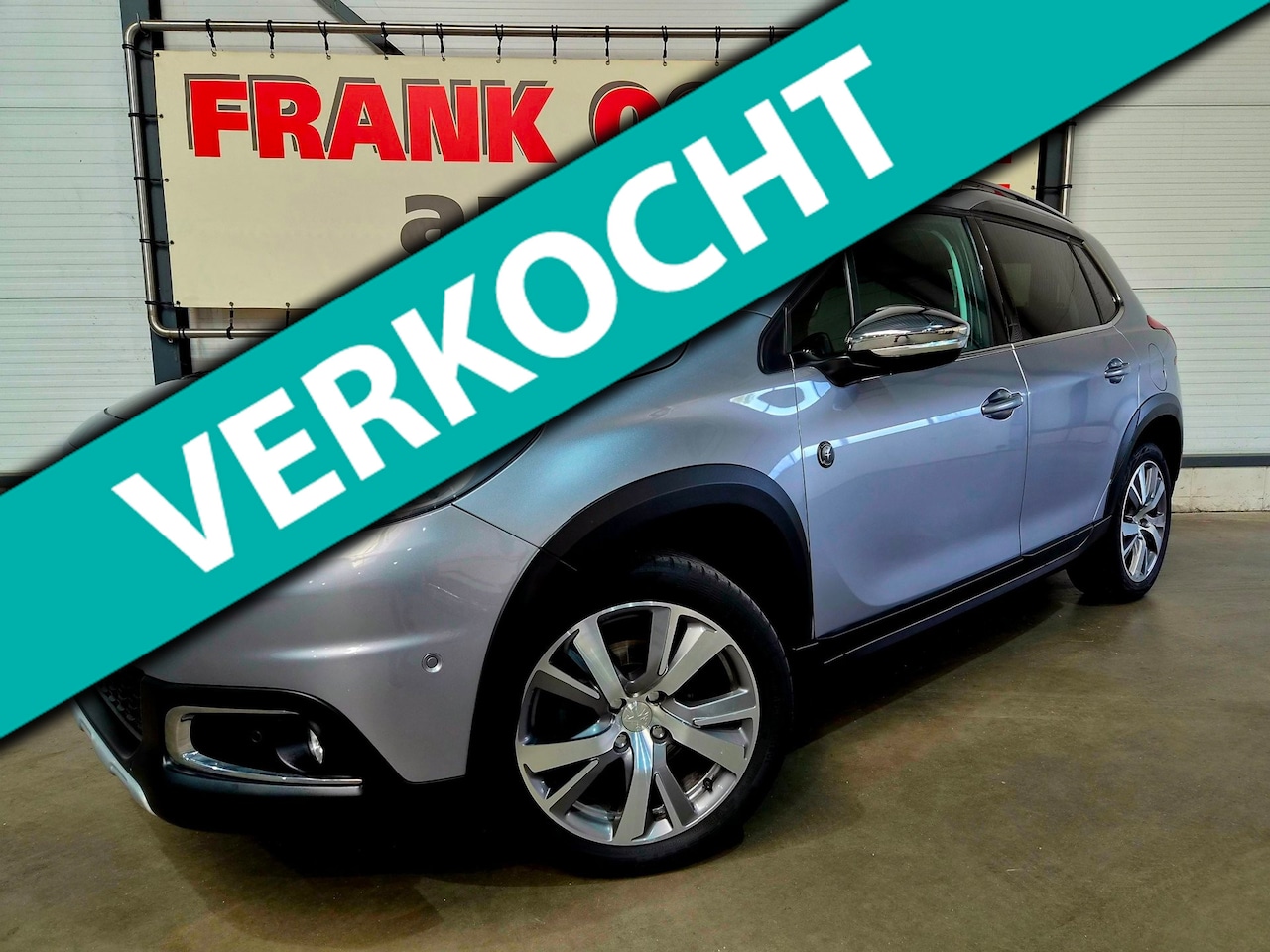 Peugeot 2008 - 1.2 PureTech 131PK Crossway + Dealer OH|Panorama|Park assist|Navi|Apple|Android|Climate co - AutoWereld.nl