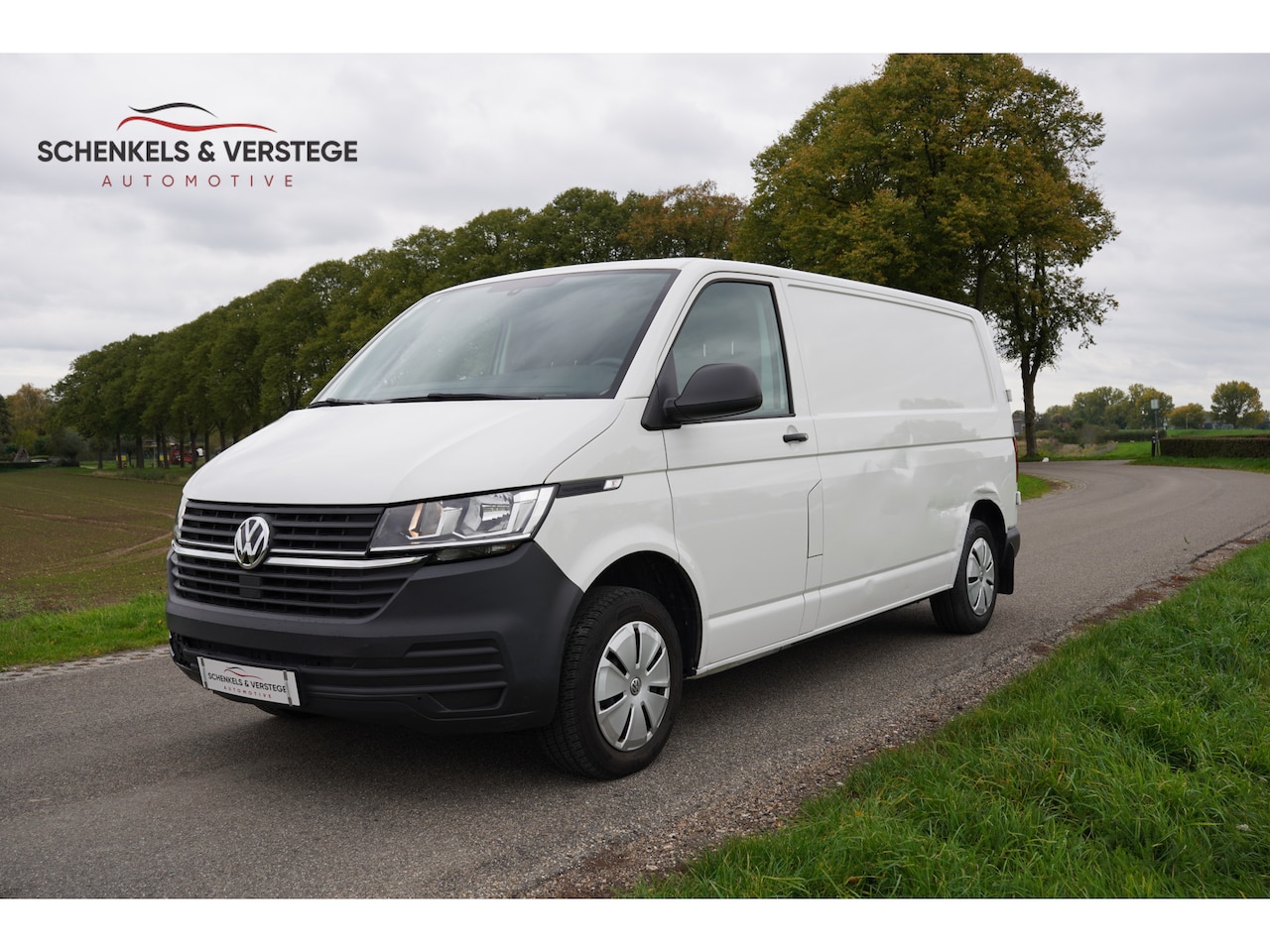 Volkswagen Transporter - 2.0 TDI L2H1 / Cruise /Technisch 100% / Airco / 150pk! - AutoWereld.nl