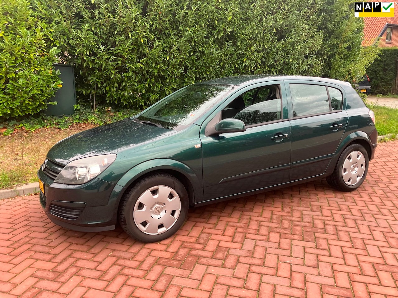 Opel Astra - 1.6 Enjoy 5 deurs apk tot 2-2027 rijd goed - AutoWereld.nl