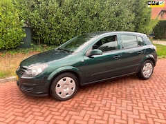 Opel Astra - 1.6 Enjoy 5 deurs apk tot 2-2027 rijd goed