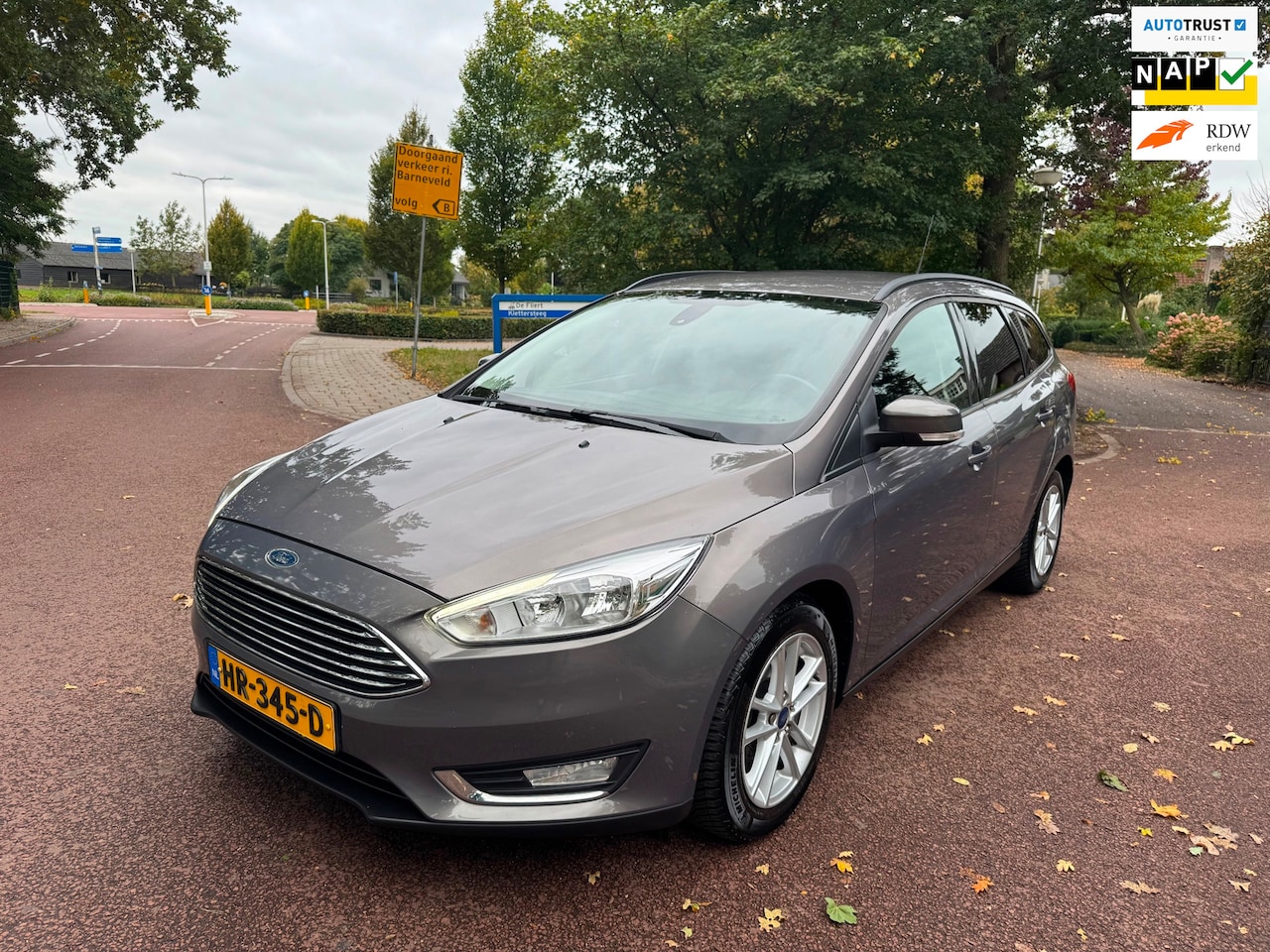 Ford Focus Wagon - 1.0 Trend Edition|Navi|Cruise|PDC|NAP|Trekhaak| - AutoWereld.nl