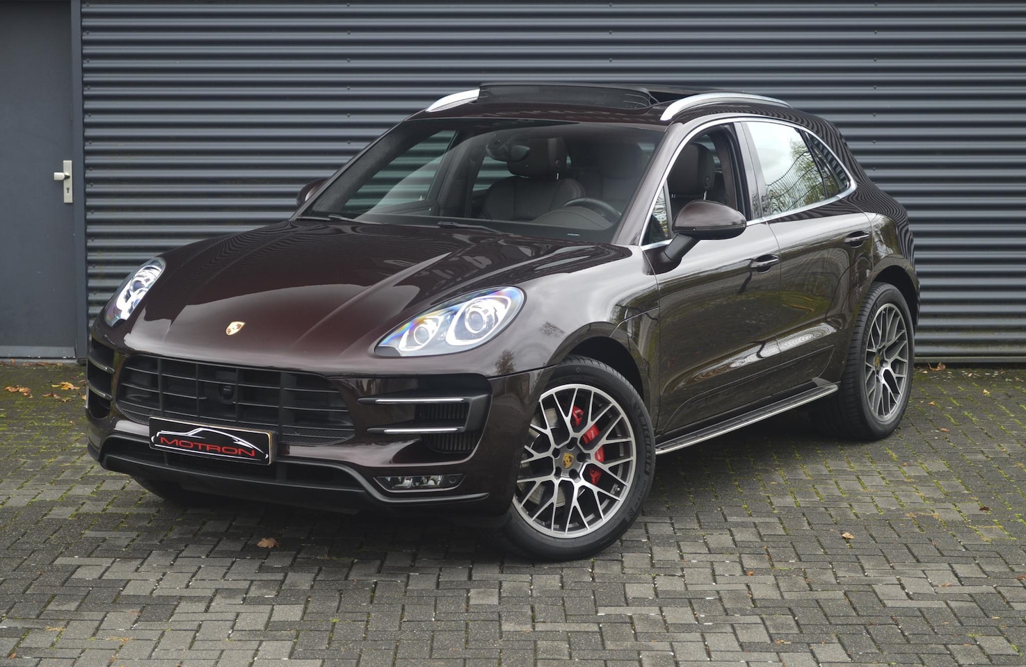 Porsche Macan - 3.6 Turbo 3.6 Turbo - AutoWereld.nl