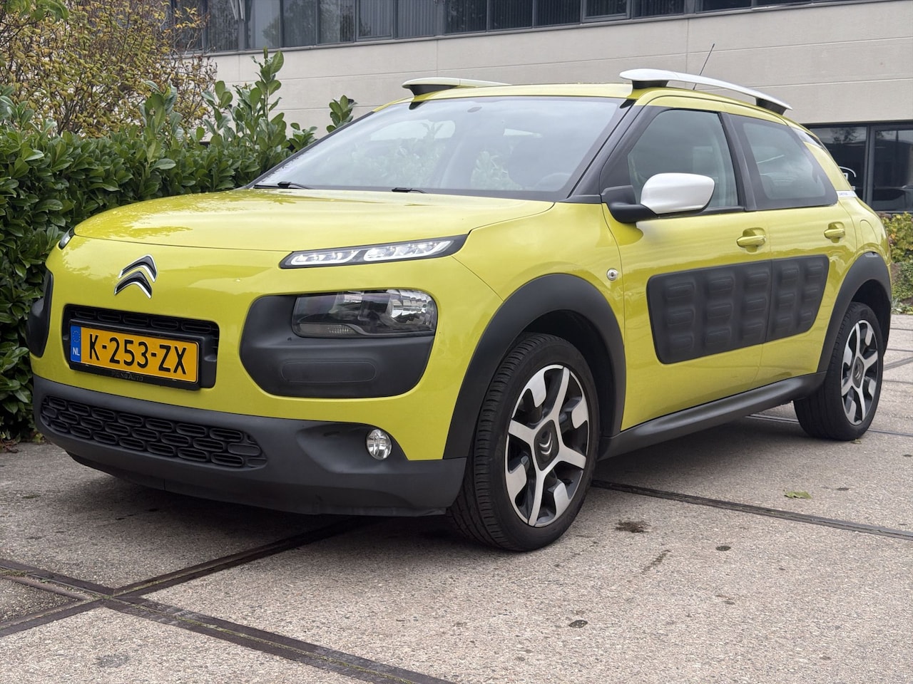 Citroën C4 Cactus - 1.2 PureTech Business | CLIMA | STOELVERW. | CAMERA + PARKEERHULP | LM VELGEN| VEILING + O - AutoWereld.nl