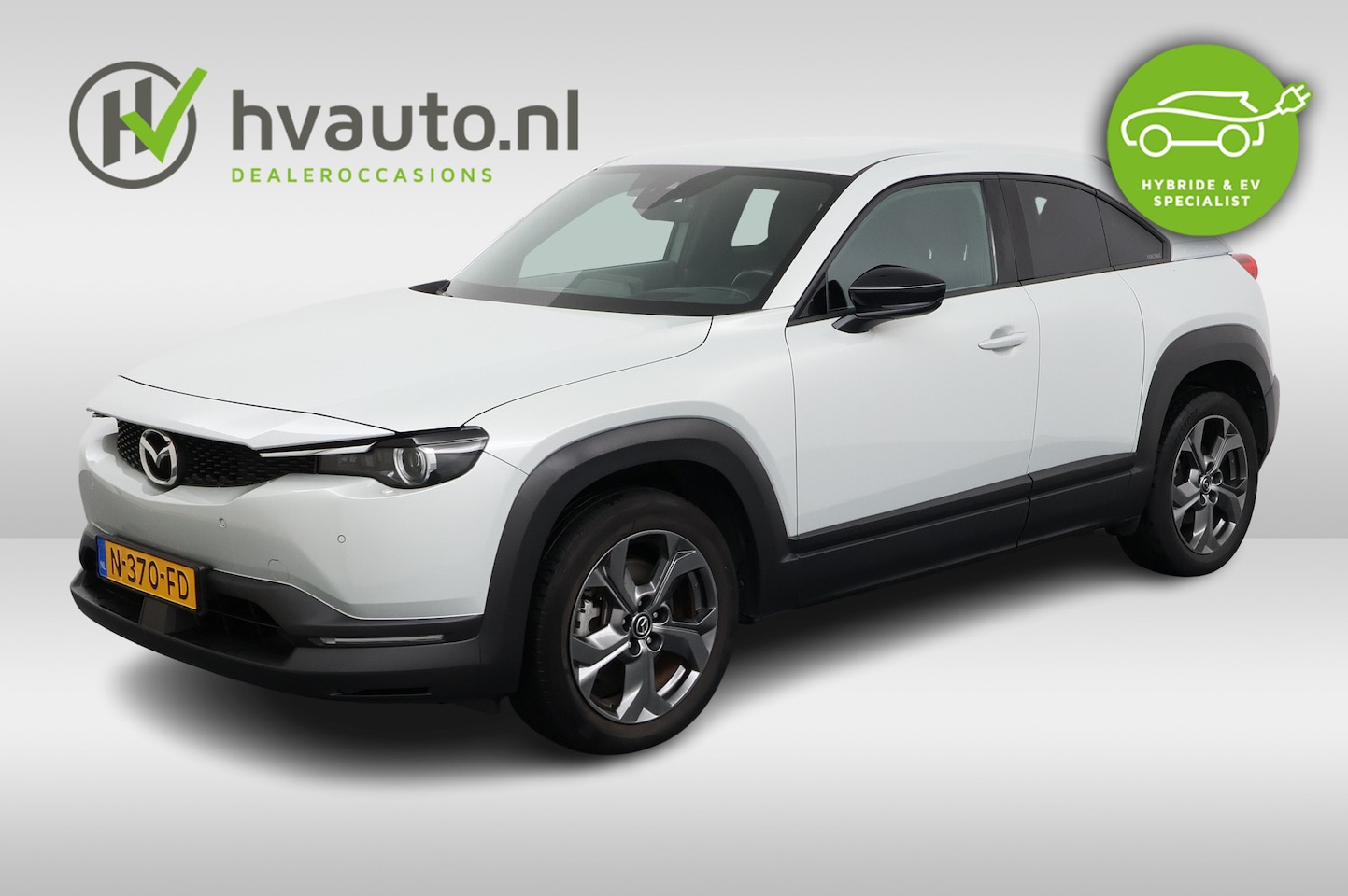 Mazda MX-30 - E-SKYACTIV 145PK COMFORT 36 KWH SOH: 92,96% | Navi | Stoel/stuurverwarming | Snellader - AutoWereld.nl
