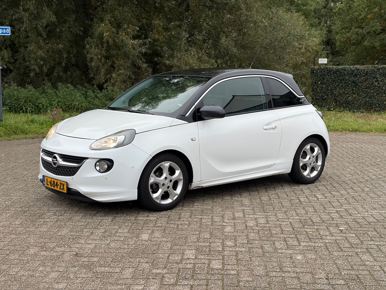 Opel ADAM - 1.4 Hardwell Edition STERRENHEMEL I AIRCO I STOELVERW I NWE APK - AutoWereld.nl