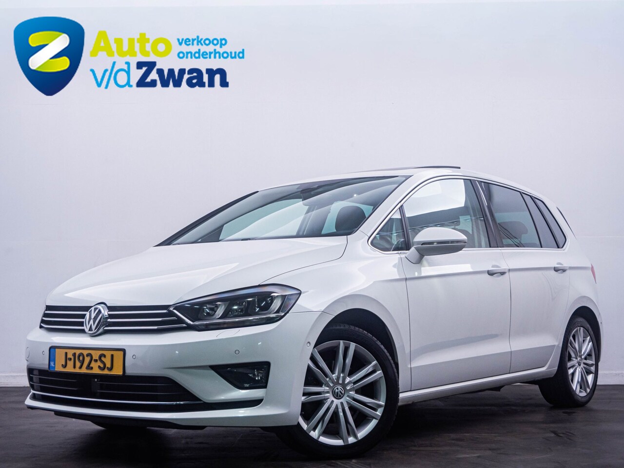 Volkswagen Golf Sportsvan - 1.4 TSI Highline Massage|ACC|PDC! - AutoWereld.nl