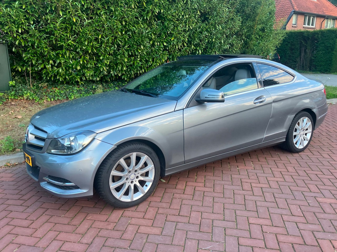 Mercedes-Benz C-klasse Coupé - 200 Ambition automaat panoramadak rijd goed apk tot 5-2027 - AutoWereld.nl