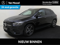 Mercedes-Benz GLA-Klasse - 250 e Business Solution AMG /Panoramadak /Night-pakket /8.142 KM