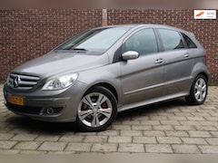 Mercedes-Benz B-klasse - 200 *Rijklaarprijs *Dealer onderhouden *APK