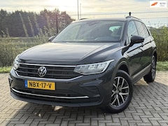Volkswagen Tiguan - 1.4 TSI eHybrid Life Business | Camera | PDC | Carplay | ACC |