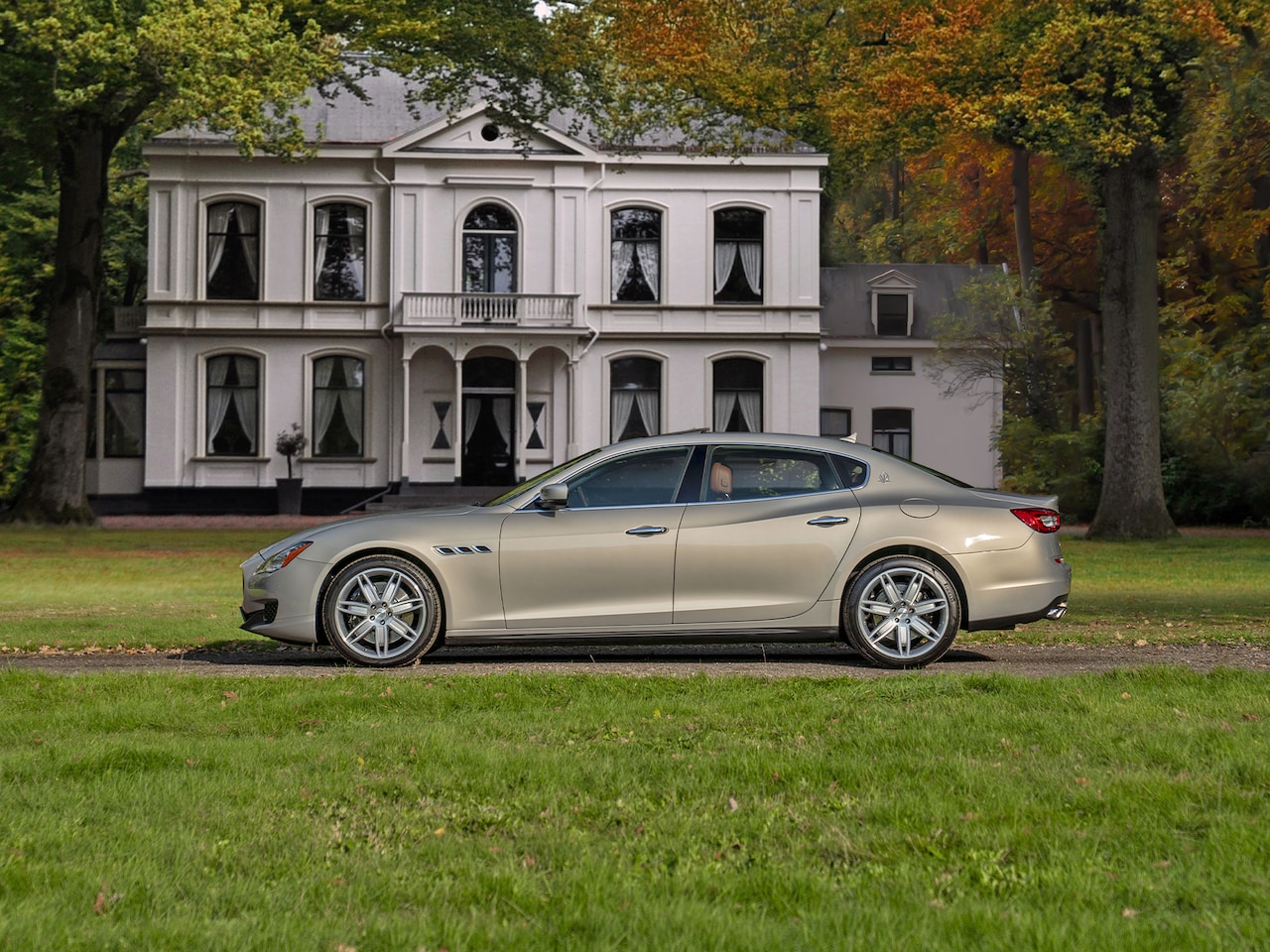 Maserati Quattroporte - 3.8 V8 GTS 3.8 V8 GTS - AutoWereld.nl